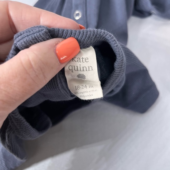 Kate Quinn and Gerbers‎ onesies - Picture 5 of 7